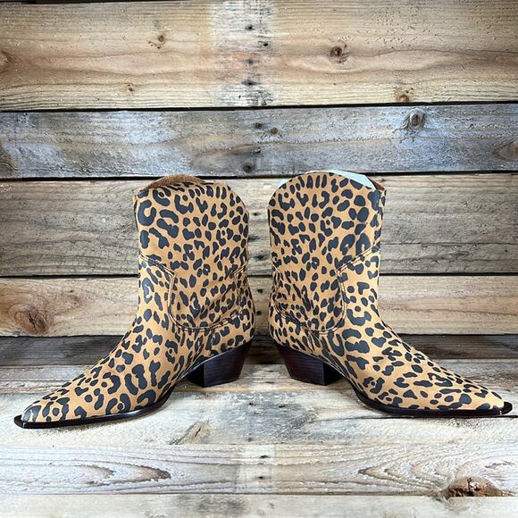 Schutz Tessie Mid Heeled Bootie - Nubuck Wil/Wood/Black - 9 - NWOB - Picture 6 of 8